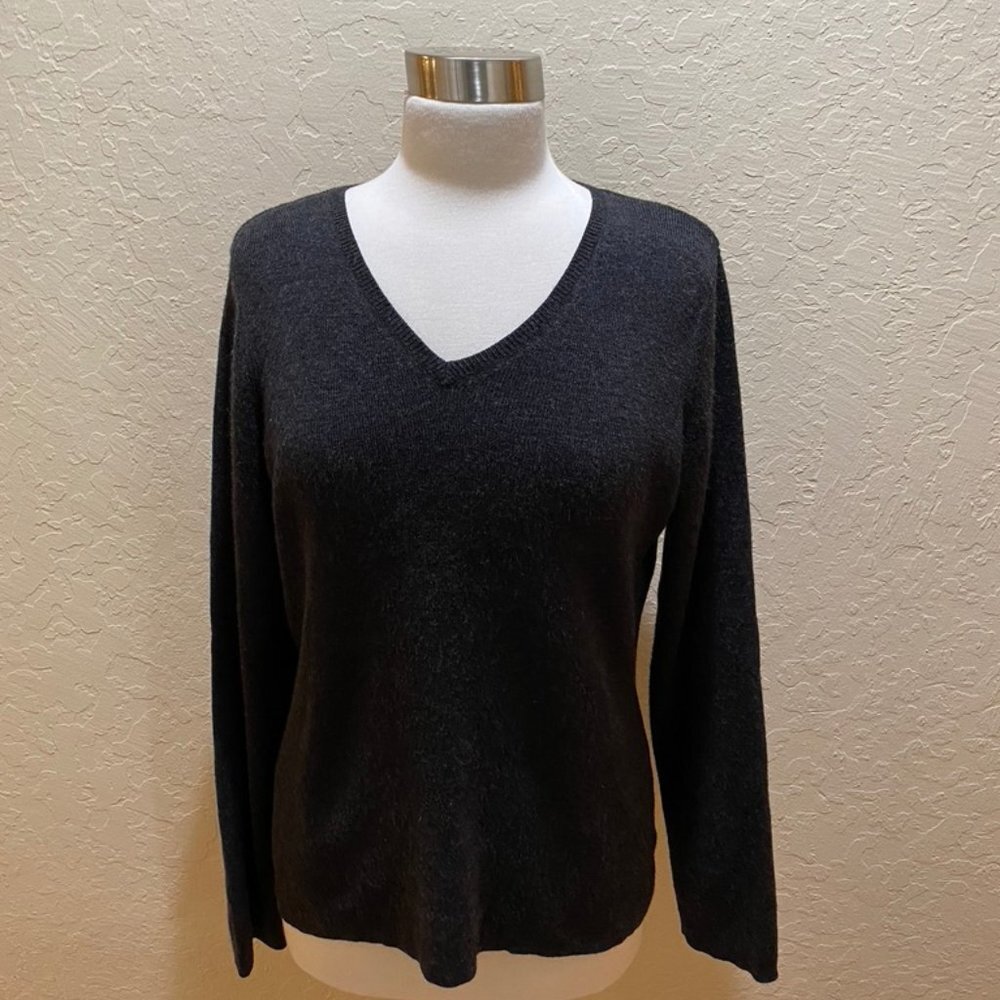 Old Navy Charcoal v neck merino blend sweater XL
